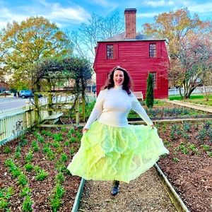 Meet your Posher, Isabella